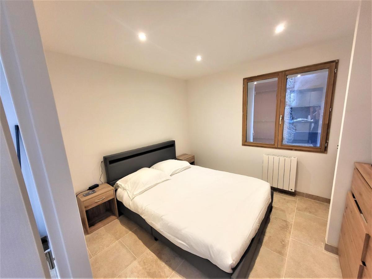T2 Rdc Neuf/Wifi/Centre Village Castellane Extérieur photo